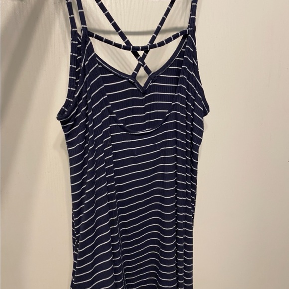 Hollister tank top - Picture 2 of 2